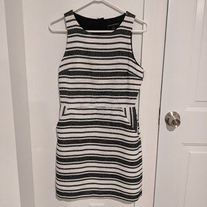 Banana Republic Tweed Dress w/Back Cutout - Size 4